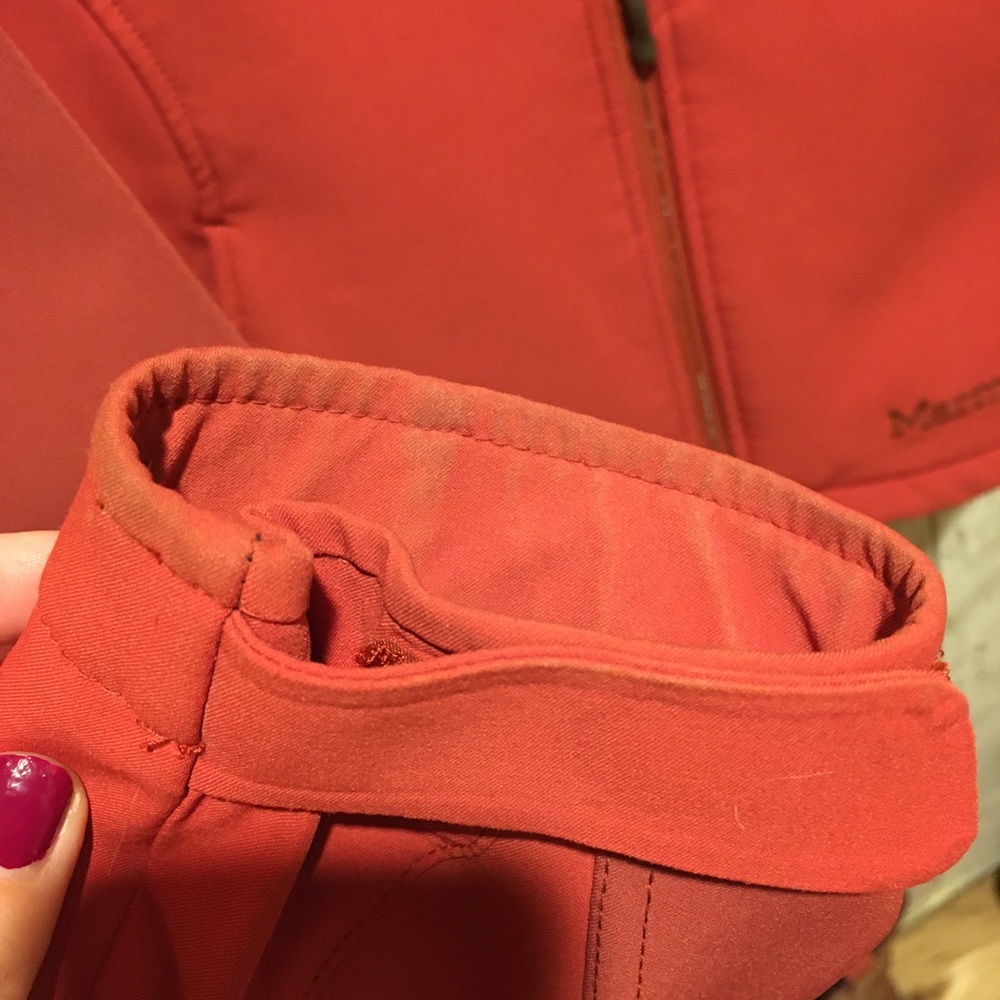 EUC MARMOT Red Soft Shell Jacket - M - Picture 5 of 8